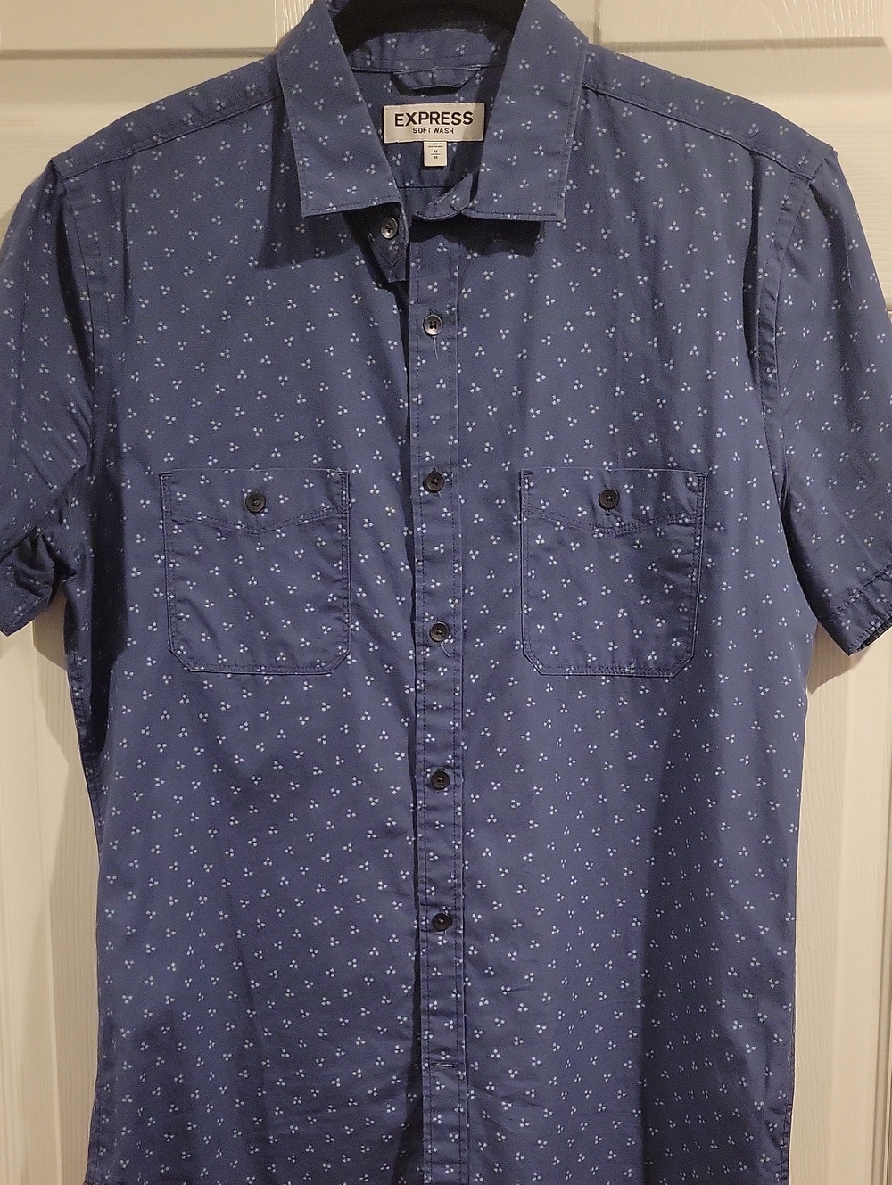 Express Men's Blue Short-Sleeve Button-Up Shirt